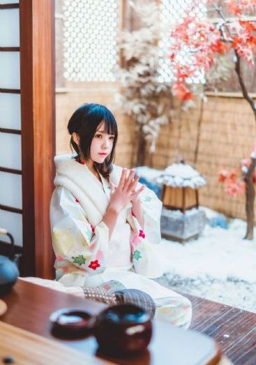 漂亮的女邻居在线观看未删减版_超清BD在线观看