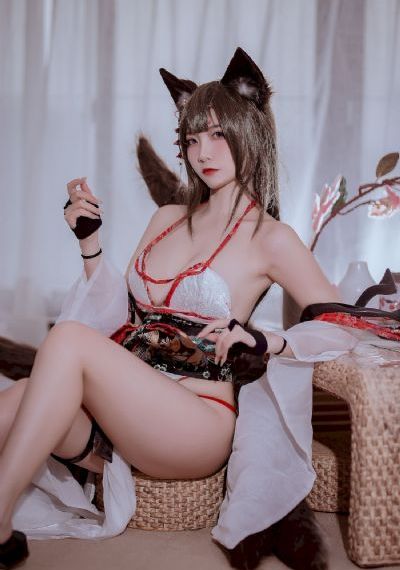 年轻漂亮的女老板完整版免费观看_BD韩语完整视频观看