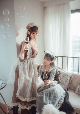 美丽小蜜桃2在线_BD英语免费观看超清